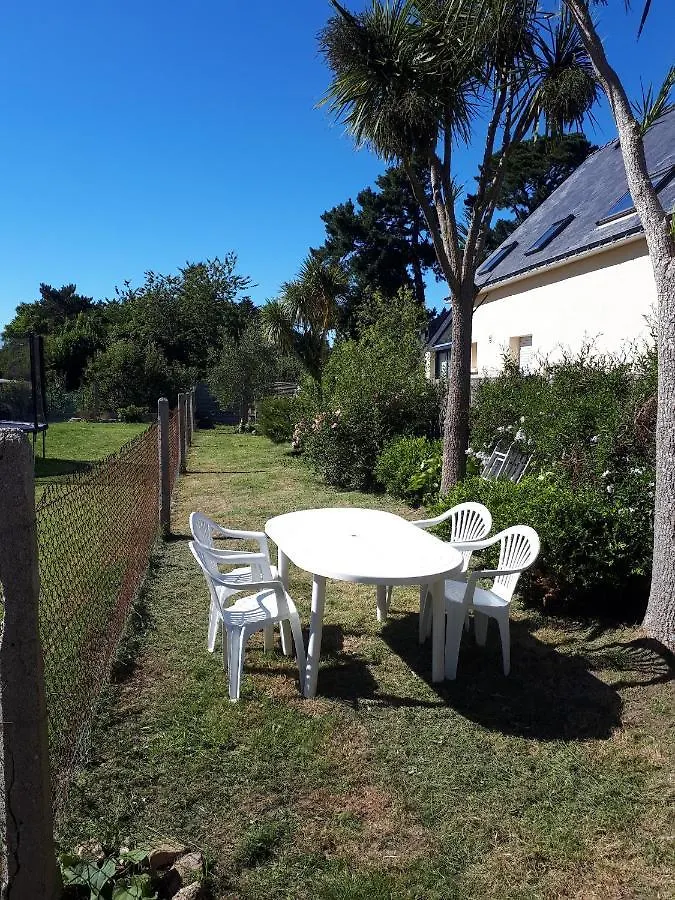 Casa de Férias Maison Tres Calme Plein Centre Ville Jardin Moëlan-sur-Mer