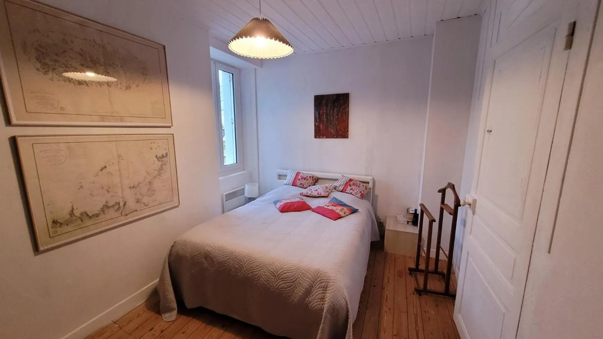Maison Tres Calme Plein Centre Ville Jardin Moëlan-sur-Mer フランス